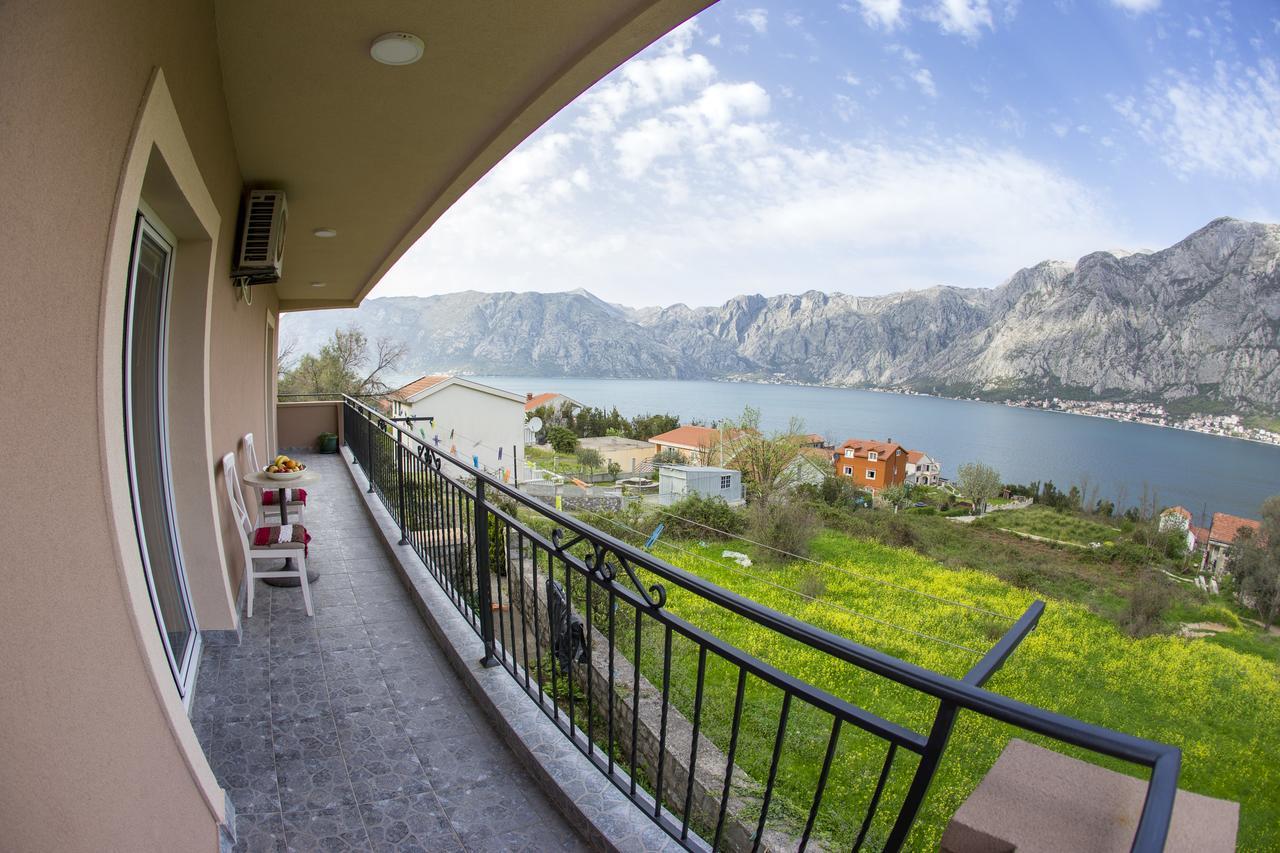 Lux Apartments Fabris Kotor Exterior foto